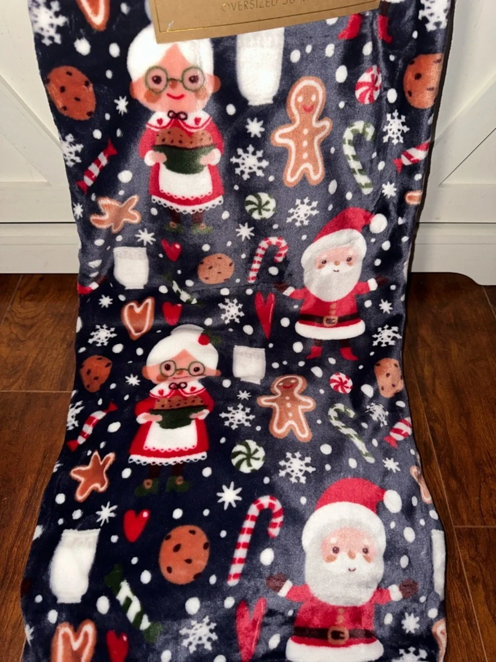 Festive Mr & Mrs Claus with Gingerbread Cookies Plush Holiday Throw Blanket